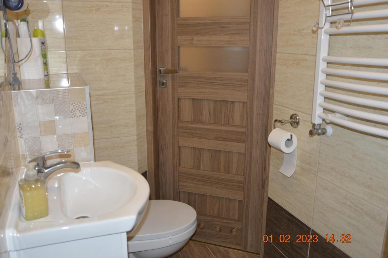 Apartamenty I Pokoje U Kryni Sztutowo Exterior foto