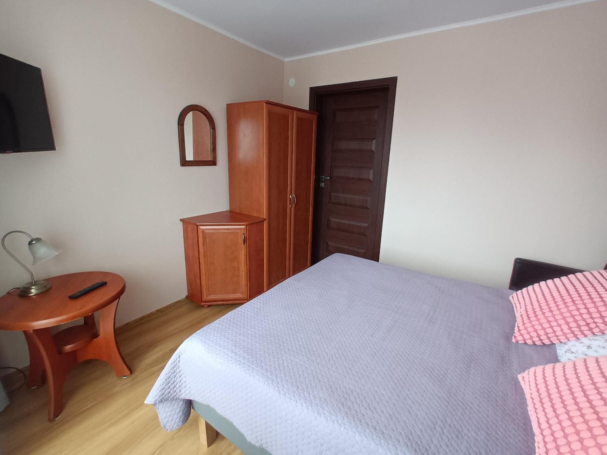 Apartamenty I Pokoje U Kryni Sztutowo Exterior foto
